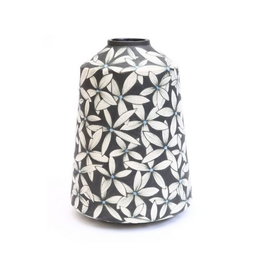 Full Petal Tapered Vase