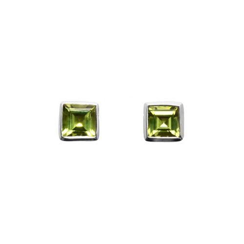 Studs Square