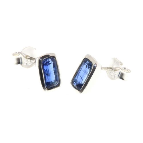 Studs Baguette