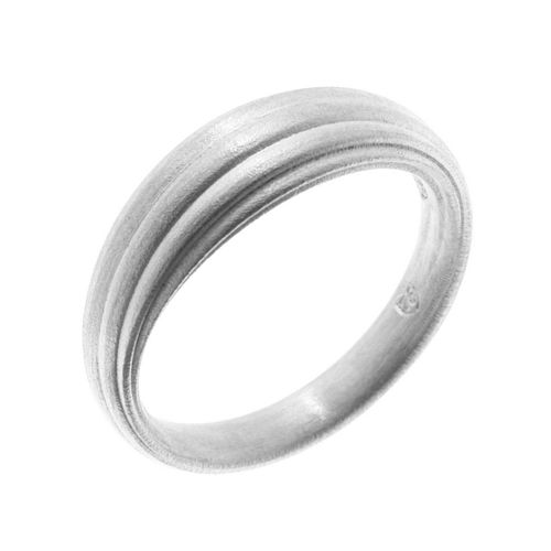 Ring with Band Design