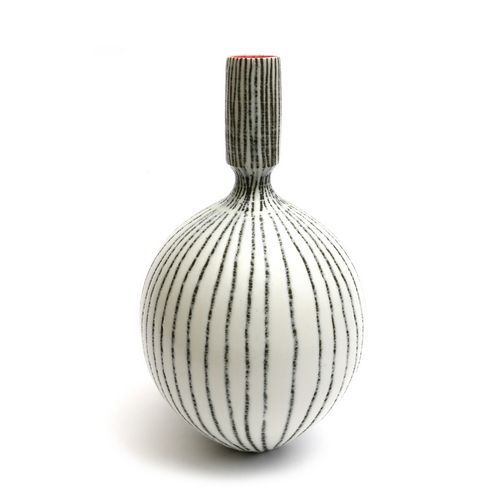 Friends Vase Whites Straight