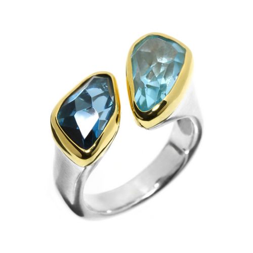Ring, Sky & London B.Topaz 8.0ct