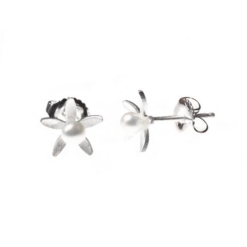 Studs Petal & Pearl